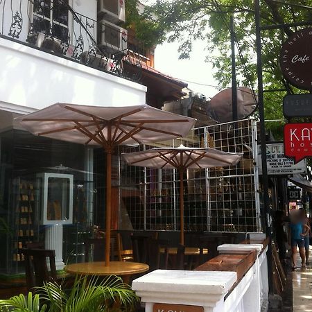 Kayun Hostel Downtown Kuta Lombok Eksteriør billede