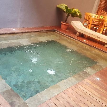Kayun Hostel Downtown Kuta Lombok Eksteriør billede