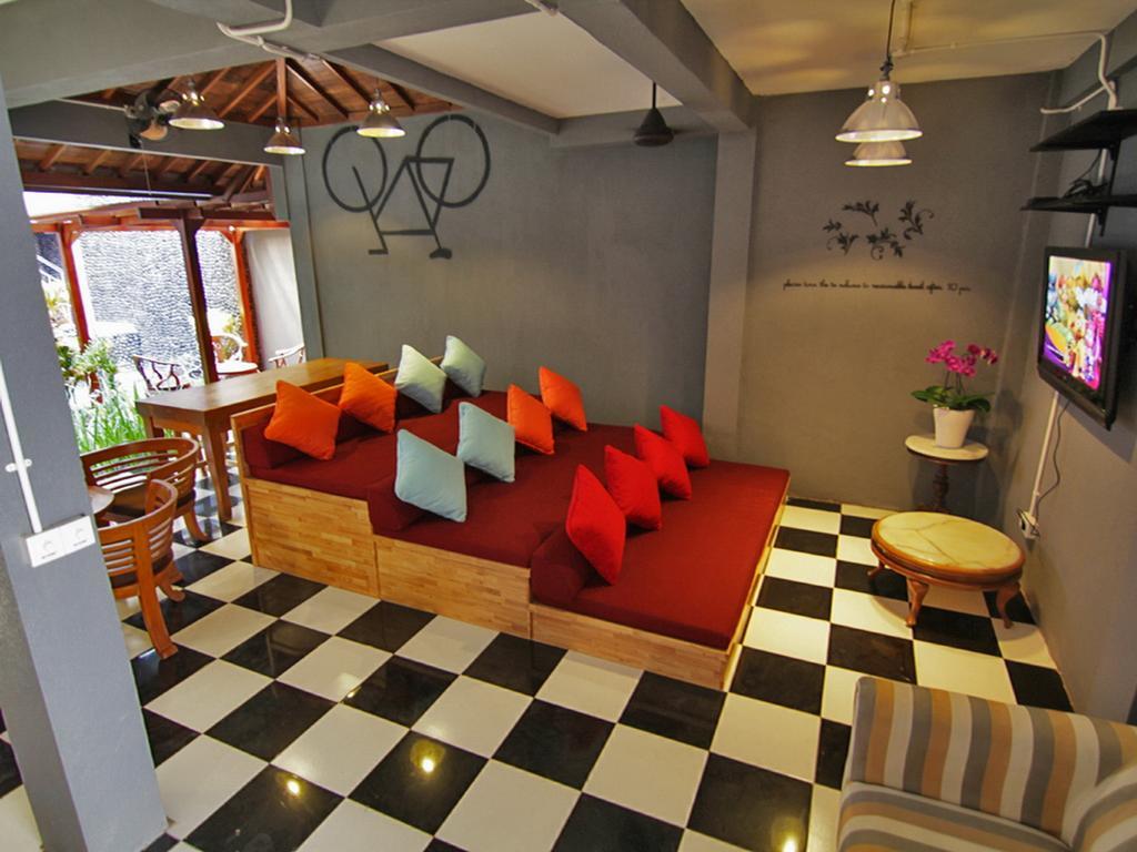 Kayun Hostel Downtown Kuta Lombok Eksteriør billede