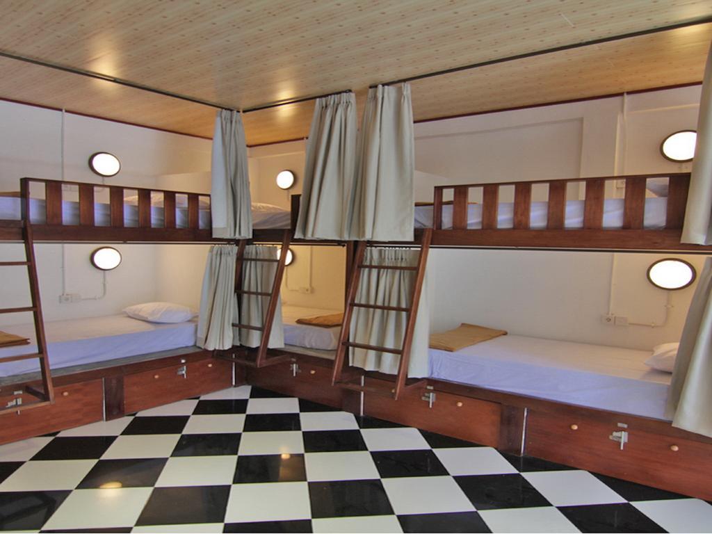 Kayun Hostel Downtown Kuta Lombok Værelse billede