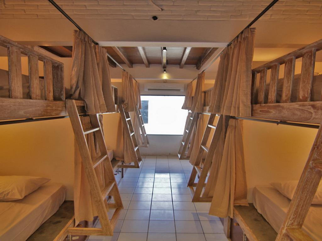 Kayun Hostel Downtown Kuta Lombok Værelse billede